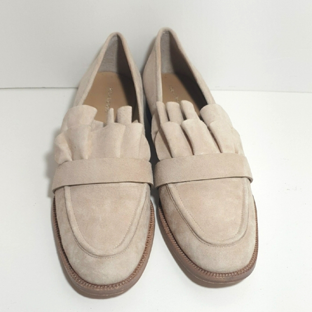 Pour La Victoire Tenley loafers elegant Beige suede Loafers size 11